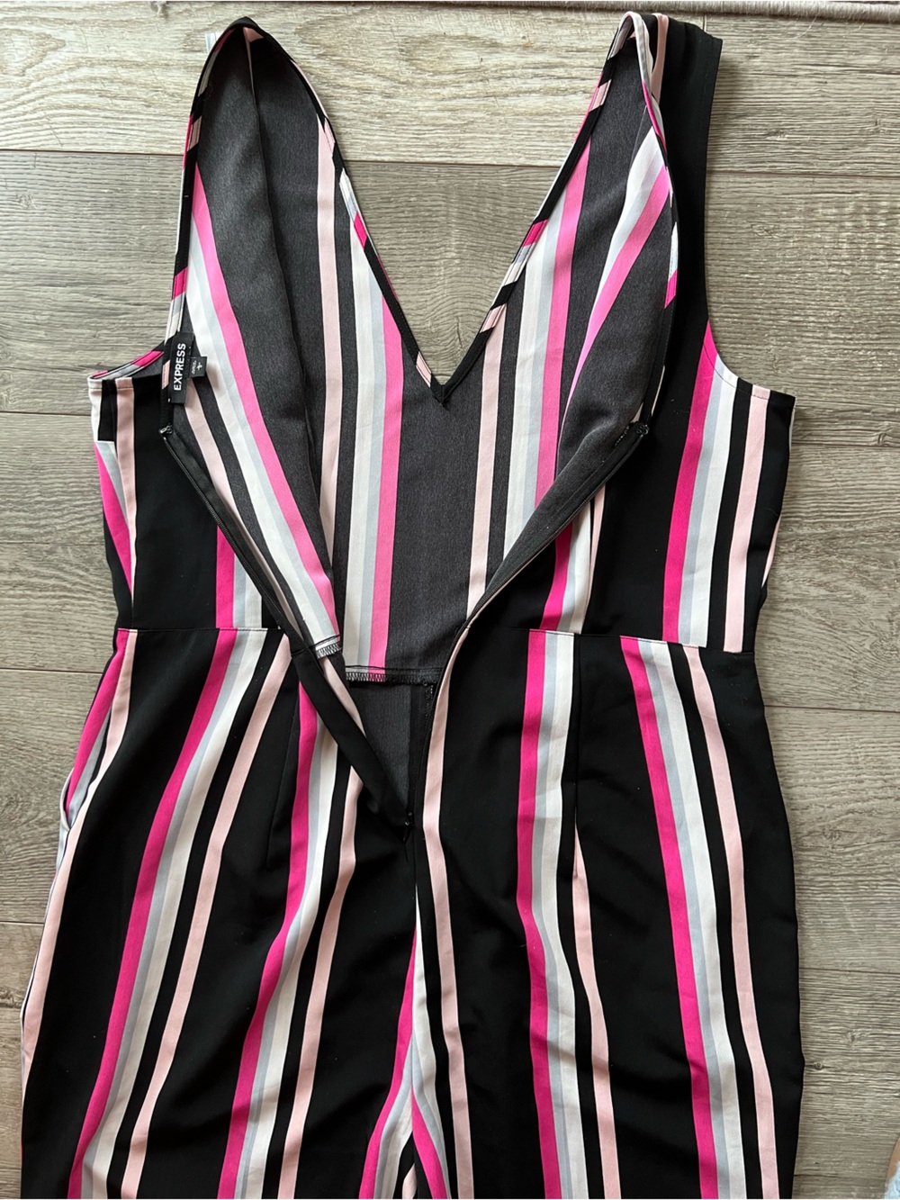 Express Striped Jumpsuit | Size Large - Picture 5 of 8